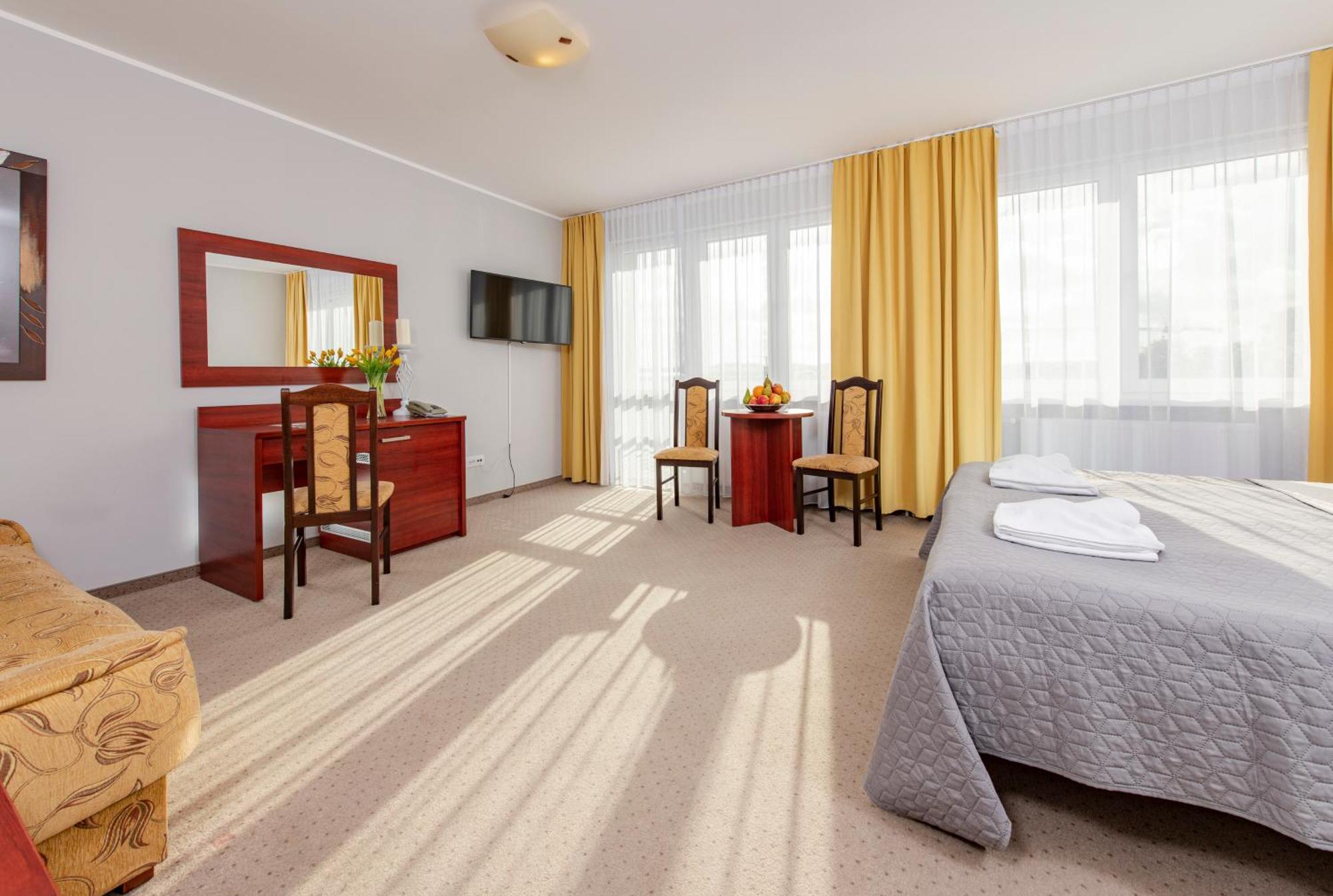 Alka Sun Resort Ustronie Morskie Buitenkant foto